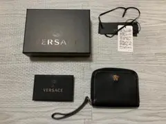 Te Amo　sadagara   専用VERSACE  レザーコインケース Amazon | [Versace] (ヴェルサーチ) コインケース カードケース
