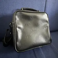 【中古美品】adidasoriginals アディダス ショルダーバッグ 黒