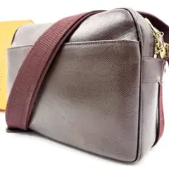 Item thumbnail for item 8342bef9-6f80-46e9-b0ec-704d5ebee568