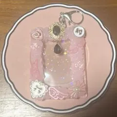 Item thumbnail for item 3f84cce7-4583-4363-b45d-3accbb325c85