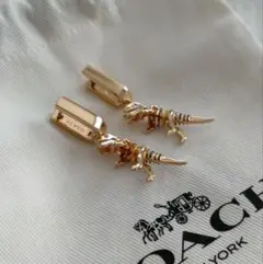 コーチ COACH レキシー ピアス パヴェ 恐竜 ゴールド クリスタル 金 コーチ COACH レキシー ピアス パヴェ 恐竜 ゴールド クリスタル 金