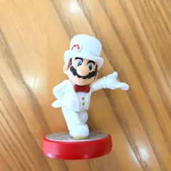 【美品】amiibo アミーボ ウェディングマリオ