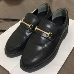 RELUMEアツゾコビットローファー