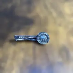 ABC ロゴ ネクタイピン