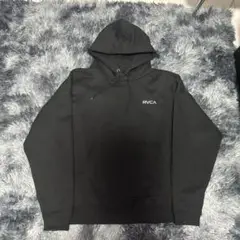 RVCA ブラック フード付きパーカー sサイズ