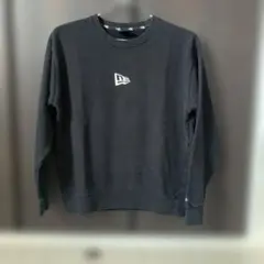 NEW ERA ブラック トレーナー MEDIUM