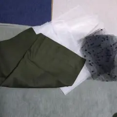 オリーブグリーン チュール生地 はぎれ