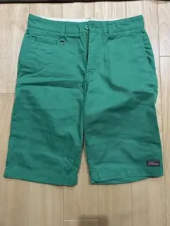 ディッキーズ　ハーフパンツ　緑色