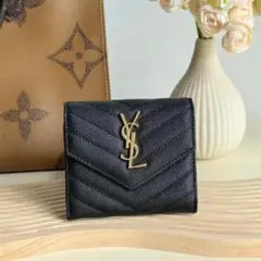 YSL ブラック 三つ折り財布