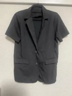 黒テーラージャケット