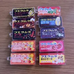 ムーラムネ　UMAラムネ　カード　ほぼ全種（欠けあり） ムーラムネ UMAラムネ カード ほぼ全種（欠けあり） - メルカリ