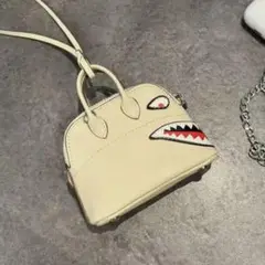 【訳あり】 本革　バッグチャーム　シャーク サメ　イエロー　ブラウン　2点 エルメス バッグチャーム ボリード・シャーク サン/シルバー金具