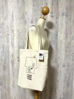 《新品タグ付き》【PEANUTS】70周年　キャンバストートバッグ　スヌーピー