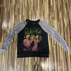 人気☆ミスフィッツ 両面 ビッグプリント カットソー ロンＴ M 黒赤 人気☆ミスフィッツ 両面 ビッグプリント カットソー ロンT M