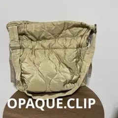 キルティング ベージュ ショルダーバッグ
