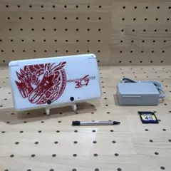 動作品/点検・整備済み ニンテンドー3DS 本体 モンハン3g（付属品あり）