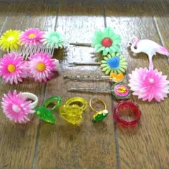 昭和レトロ　大倉トーイ　玩具アクセサリー　指輪　ブローチ　ヘアピン　お花ピン