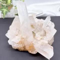 【天然石】マダガスカル産 水晶クラスター