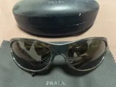 PRADA サングラス ブラック/ブラウン