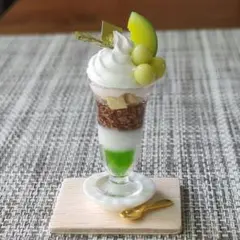 メロンパフェ