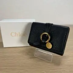 クロエ アルファベット ミニウォレット 三つ折り財布 黒