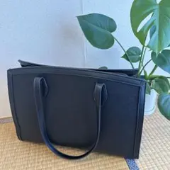 【未使用】【パソコン入ります】黒 合成皮革 ビジネスリクルートカバンA4対応