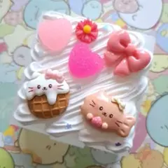 ホイップデコケース　小物入れ　クリア　小物ケース　☆猫