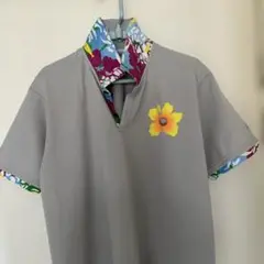 グレー ポロシャツ 花柄刺繍