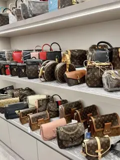 Louis Vuitton モノグラムショルダーバッグ