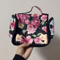 Item thumbnail for item c79653a3-5b46-4b21-a51c-f7e863c4467b