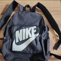 NIKE 黒 リュック
