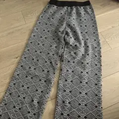 アンティローザ　ニットパンツ