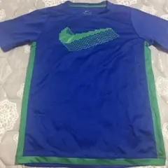 Nike スポーツTシャツ