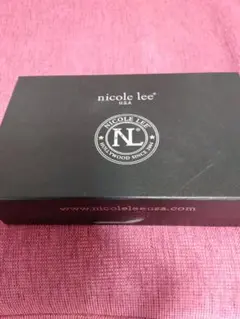 ニコルリー　長財布　新品　箱あり