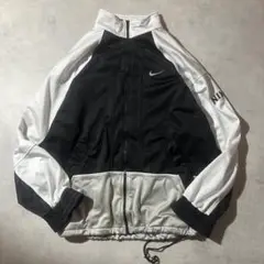Item thumbnail for item d9f795a8-621b-4e55-addb-e04f92379604