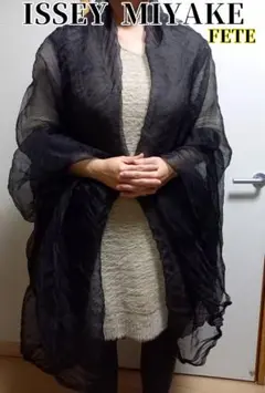【レア】イッセイミヤケ FETE 黒 プリーツ 超大判ストール