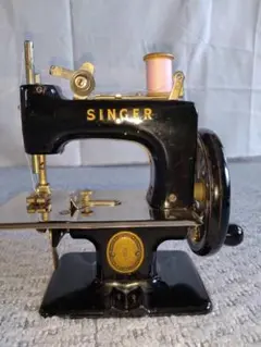 SINGER アンティークトイミシン Singer アンティークトイミシン