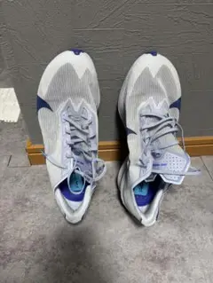 NIKE ヴェイパーフライ4 26.5