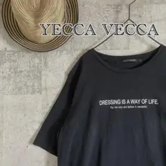 YECCAVECCA ラウンドヘム　半袖カットソー　Tシャツ　黒　ロゴ入り