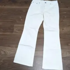 ホワイト デニムパンツ