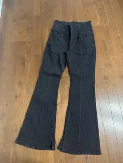 ブラック ブーツカットデニム M