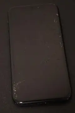 Apple iPhone XR 64GB ブラック 画面ひび割れ