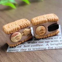 ミニチュアスイーツ　クッキークリームサンド