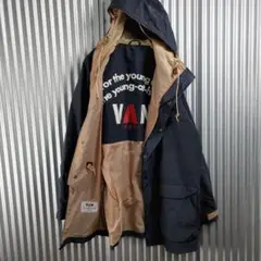 VAN JAC ヴァン ヂャケット マウンテンパーカー アーチロゴ ネイビー.