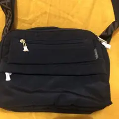 Valentino ROSSA ショルダーバッグ ブラック