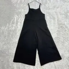GU　サロペット　ワイドパンツ　ブラック　Sサイズ　ゆったり　楽ちん