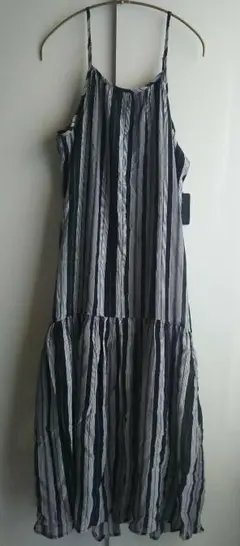 新品タグ付き★キャミ ワンピース★L