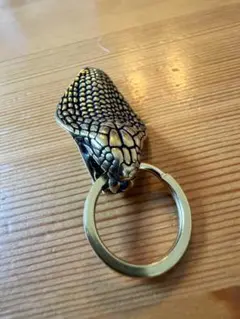 真鍮　　クリップ コブラの頭デザイン キーフック　キーホルダー
