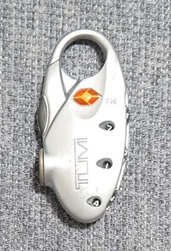 トゥミ TSA002 ダイヤル式ロック 鍵 キー