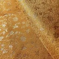 金襴1025　カット②　34ｃｍ幅　50ｃｍ　さや型　金×黄土色　唐草　匿名発送